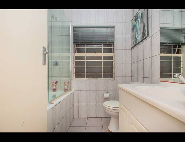 2 BEDROOM TOWNHOUSE FOR SALE IN WELTEVREDEN PARK